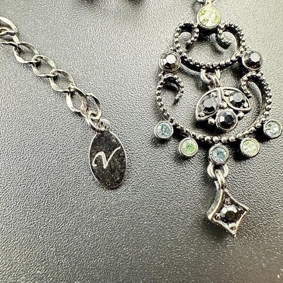 VIDA Jewels Antique Style Festoon Rhinestone Statement Necklace & Earrings - Picture 4 of 6